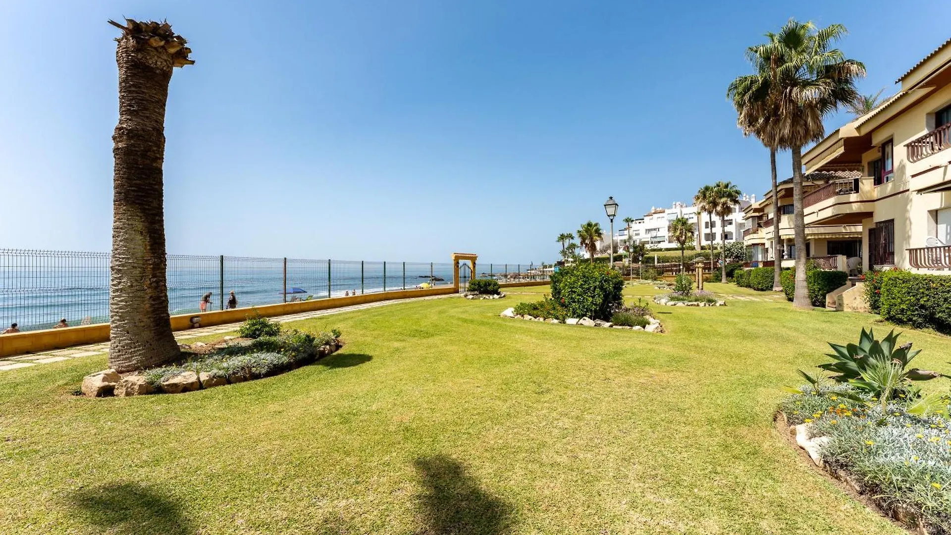 Apartment Lubina Sol Beach Sitio de Calahonda Spain