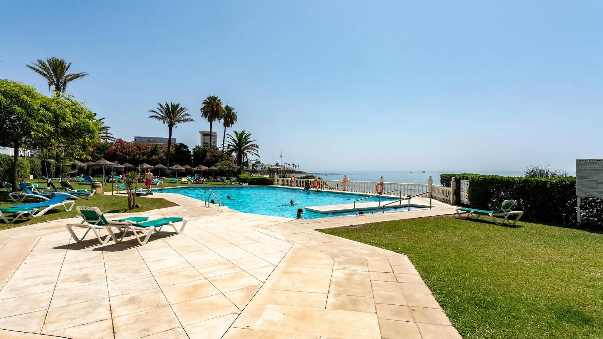 Lubina Sol Beach Sitio de Calahonda 0*,  Spain